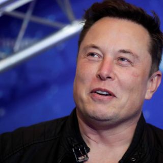 Elon Musk asegura que levantará el veto de Trump en Twitter