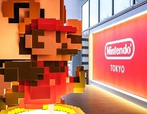 No cabe duda que Nintendo sigue presente en las casas de las familias; sus ganancias, aunque han disminuido, siguen presentes. AFP/P. Fong