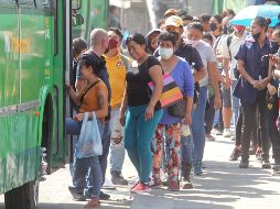 Recuerdan que la eficacia del uso del cubrebocas en espacios cerrados está más que comprobada. EL INFORMADOR/A. Camacho