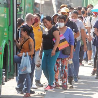 Cubrebocas en Jalisco: Especialistas piden mantener la mascarilla, “pandemia no ha terminado”