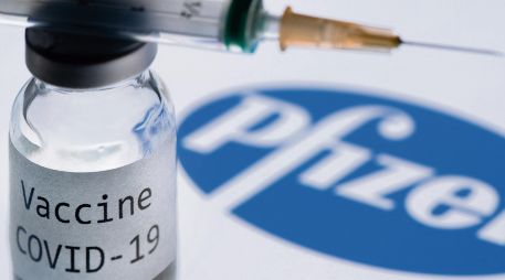 Pfizer obtuvo altos ingresos por la venta mundial de su vacuna para prevenir el COVID-19. AFP