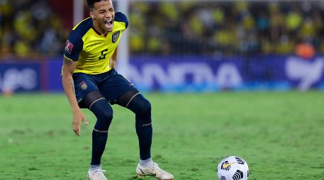 Si la FIFA acepta la denuncia de Chile, Ecuador podría perder los puntos de los partidos en los que jugó Castillo en la eliminatoria sudamericana. AFP / ARCHIVO