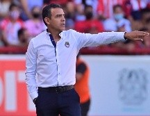 De la mano de Cadena las Chivas han conseguido cinco triunfos de manera consecutiva. IMAGO7