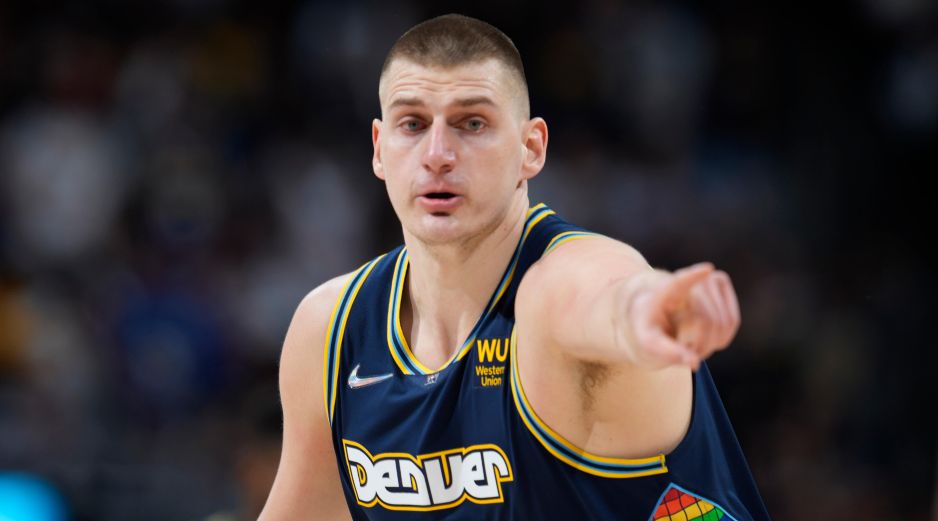 El basquetbolista serbio se llevó 65 votos a primer lugar y acumuló 875 puntos. AP/D. Zalubowski