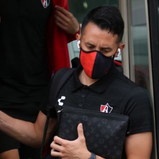 ¡Con el calor de su gente! Aficionados del Atlas despiden a los jugadores