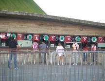 la Policía de Zapopan informó que 11 hombres fueron detenidos por distintas faltas tras el encuentro entre Chivas vs Atlas. EL INFORMADOR / G. GALLO