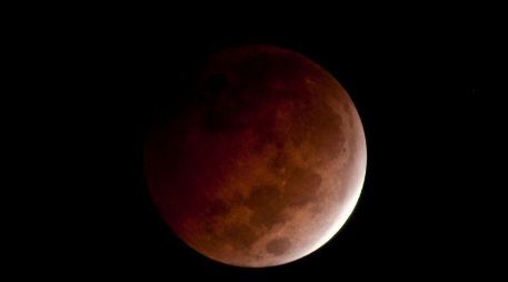 El eclipse lunar traerá una serie de efectos a tener en cuenta a la hora de transitar emociones y de relacionarse con el entorno. NTX / ARCHIVO