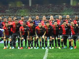 La serie se puso cuesta arriba para Chivas, pero este primer partido deberá servirle a Cadena para hacer algunos ajustes en su 11 inicial que lo ayuden a encontrar seguridad en defensa y alternativas al ataque. IMAGO7