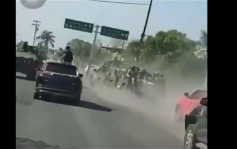 El pasado 10 de mayo se difundió un video donde se ve a militares huyendo de presuntos miembros de un cártel que los perseguían. ESPECIAL