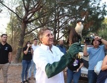 El alcalde zapopano, Juan José Frangie, participó en la reinsención de especies en el Bosque Pedagógico del Agua Colomos III. ESPECIAL/Gobierno de Zapopan