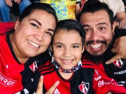 Paola confía ciegamente que sus rojinegros lograrán avanzar de rondas y por supuesto, lograr el bicampeonato. CORTESÍA