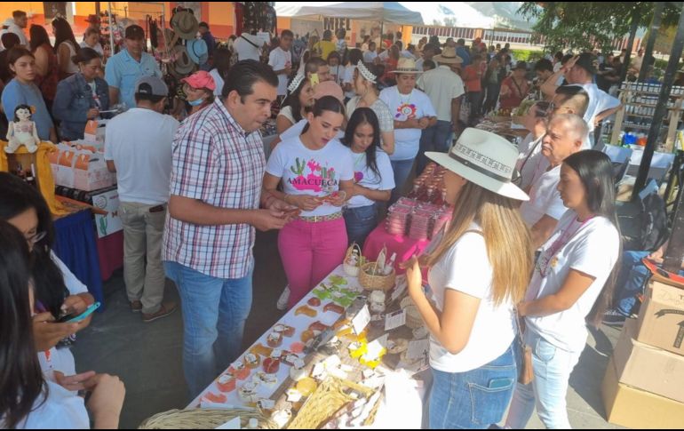 Entre las actividades para este domingo a las 12:00 horas está el concurso del comelón de pitayas en tres categorías: infantil, varonil y femenil. EL INFORMADOR / G. Gallo