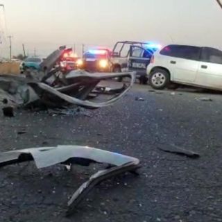 Muere hombre prensado tras choque en carretera en El Salto