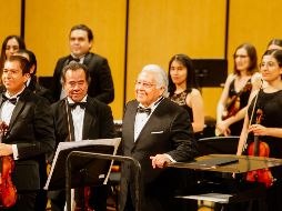 La Orquesta Sinfónica Per Sempre Apassionato llenó de música la velada. EL INFORMADOR/ G. Gallo