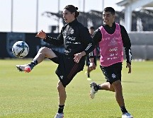 Marcelo Flores (izq.) recibió un nuevo llamado con la selección mayor y tendrá la oportunidad de pelear un lugar en el Mundial de Qatar 2022. IMAGO7/E. Espinosa