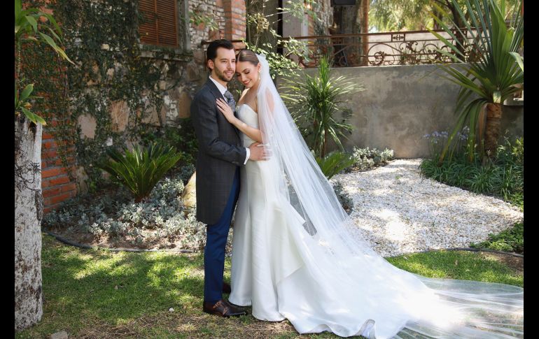 Juan Pedro Azcona y Alexa Arauz. GENTE BIEN JALISCO/Antonio Martínez