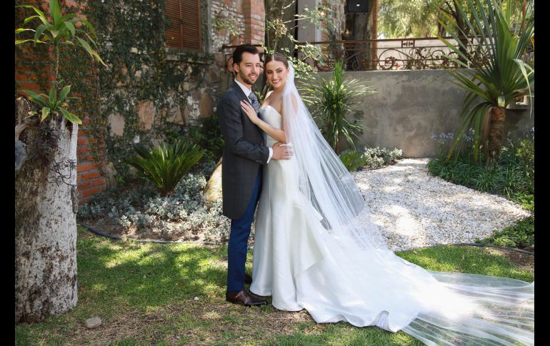 Juan Pedro Azcona y Alexa Arauz. GENTE BIEN JALISCO/Antonio Martínez