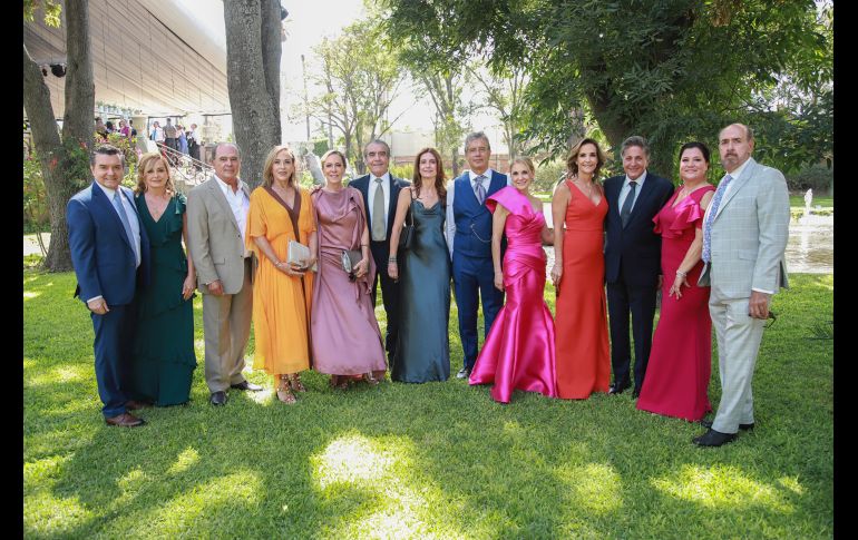 Enrique Pérez, Pina Bracamontes, Luis Plascencia, Regina Gómez, Jeanette Padilla, Javier Peña, Cristina Moragrega, Enrique Arce, Roxana García, Martha Moragrega, Juan José Frangie, Cecilia Ibarra y Alfonso Orozco. GENTE BIEN JALISCO/Antonio Martínez