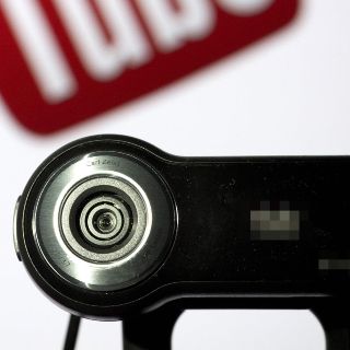 Morena presenta iniciativa para cobrar impuestos a youtubers