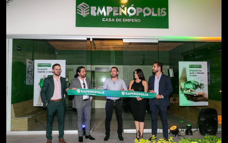 Alexis Calderón, Alberto Hidalgo, Víctor Ruiz, Heidy Warren y René Castillo. GENTE BIEN JALISCO/Jorge Soltero