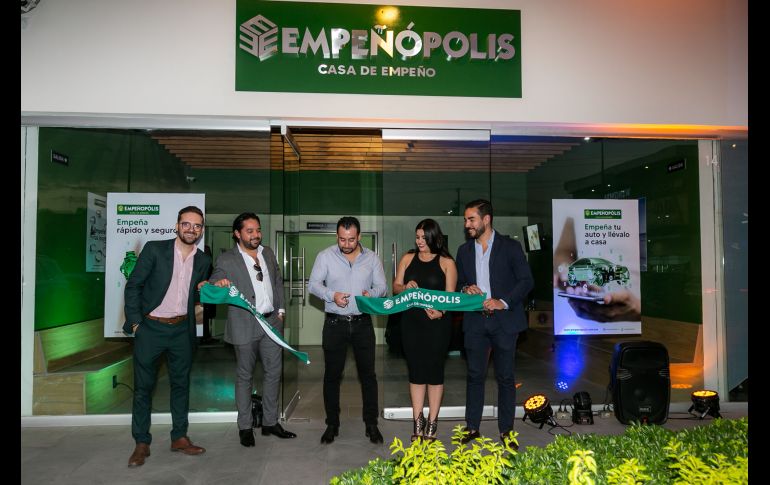 Alexis Calderón, Alberto Hidalgo, Víctor Ruiz, Heidy Warren y René Castillo. GENTE BIEN JALISCO/Jorge Soltero