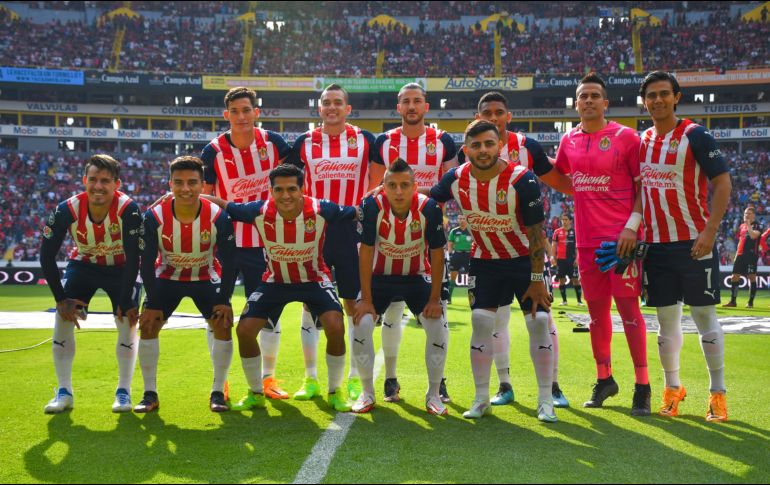 Después de un par de semanas de descanso, el plantel de Chivas reportará el 1 de junio para presentar los exámenes médicos y físicos de rutina de cara a que inicien su pretemporada. IMAGO7