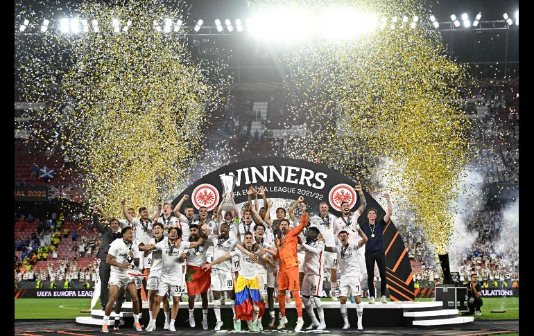 El Eintracht se coronó campeón de la Europa League y desató la locura. AFFP/J. SORIANO