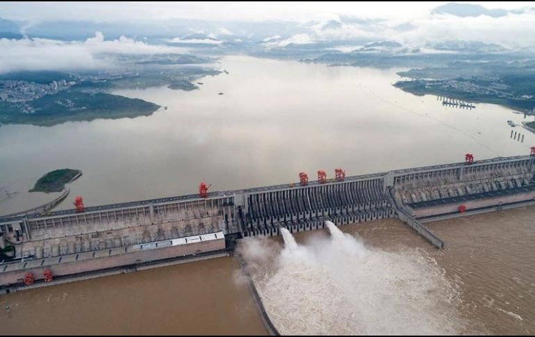 Este podría ser el primer mega proyecto en el que la mano de obra humana se ve remplazada. TWITTER/ @WorldEnergyTrad