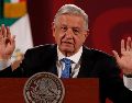 Pese a la confusión, López Obrador aseguró que la secretaria de Economía, Tatiana Clouthier, es una persona "de primera, integra, honesta, y con sentido común". EFE / M. Guzmán