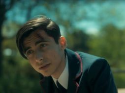 Aidan Gallagher interpreta a “Número 5” en “The Umbrella Academy”. ESPECIAL / NETFLIX