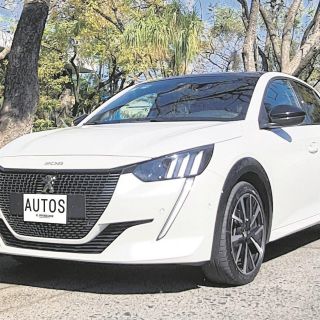 Peugeot 208 GT 2023: Pequeño seductor