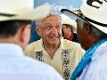 El Presidente Andrés Manuel López Obrador a su llegada a un acto protocolario en el municipio de Cajeme, Sonora. EFE/Presidencia de México