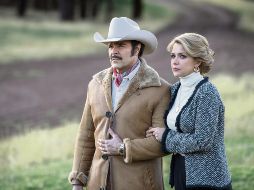 Pablo Montero e Iliana Fox interpretan a Vicente Fernández y a María del Refugio “Cuquita” Abarca. ESPECIAL