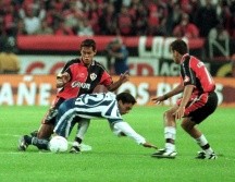 En las Semifinales del Invierno 1999, el Pachuca, dirigido entonces por Javier Aguirre, se impuso a Atlas con marcador global de 2-1. NTX / ARCHIVO