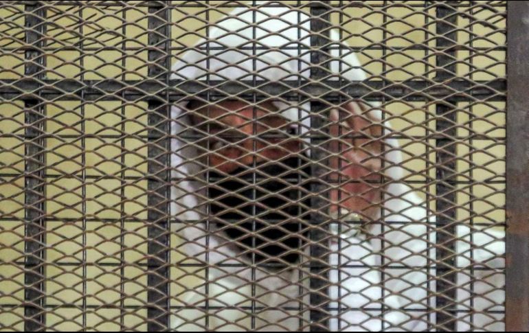 Mohamed al Amin en una jaula de acusado durante su juicio por 