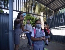 La SEJ recomendó usar el cubrebocas en las aulas, para evitar más contagios de COVID. EL INFORMADOR / ARCHIVO
