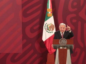 "Está malito, pues yo creo que debe de tener COVID", dice López Obrador. SUN / E. Álvarez