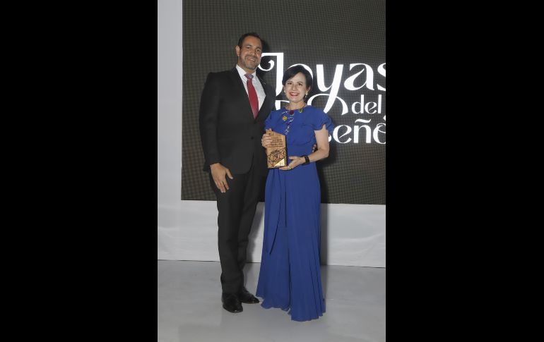 Álvaro Azpeitia y Alejandra Aceves.