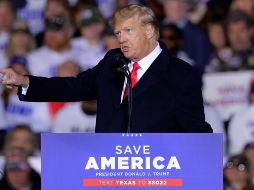 En el 2017, Donald Trump suspendió una regulación que impedía a los enfermos mentales comprar armas. EFE/ M. Wyke