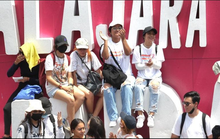 En esta megamarcha, prepas regionales piden mejores instalaciones, más aulas y laboratorios. EL INFORMADOR/A. Camacho