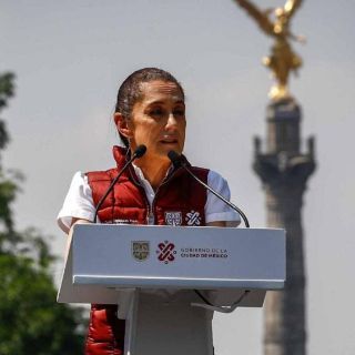 Morena: El INE desecha queja del PRI contra Sheinbaum, Ebrard y Augusto López