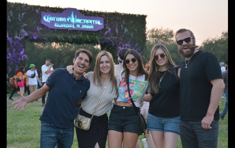 ; Alejandro martín del Campo, Karen Loya, Luzca Moran, Mariana Loya y Philip Thorn. GENTE BIEN JALISCO/Marifer Rached