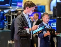 Debido a la inflación, la guerra en Ucrania, la subida de tasas de interés y temores de recesión, Wall Street tuvo su peor inicio de año desde 1970. AP/C. Crow