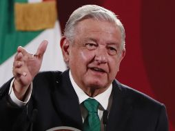 López Obrador afirmó que su gobierno atiende las causas que originan la violencia con programas de bienestar. EFE/J. Méndez