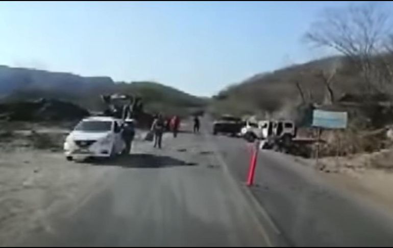 El retén ocurrió sobre la carretera Badiraguato-Guadalupe y Calvo. ESPECIAL