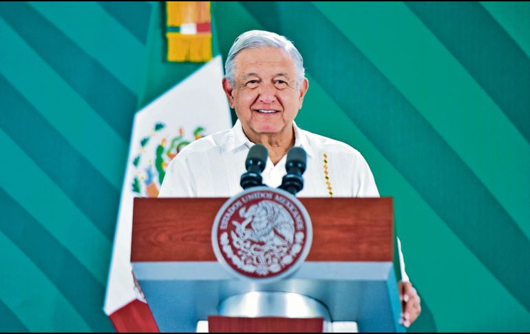 La postura de Andrés Manuel López Obrador es que asistan todas las naciones de América. EFE