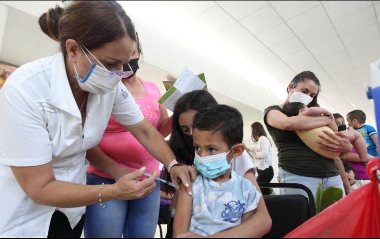 La Secretaría de Salud Jalisco (SSJ) llevará a cabo la Jornada Especial de Vacunación para niñas y niños los sábados del 28 de mayo al 28 de junio del presente año. EL INFORMADOR / A. Camacho