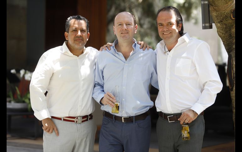 Fernando Terrazas, Carlo Gómez España y Christian Gómez España Collignon. GENTE BIEN JALISCO/Claudio Jimeno