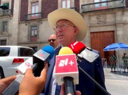 Ken Salazar durante su visita en Palacio Nacional, donde López Obrador lo recibió. SUN