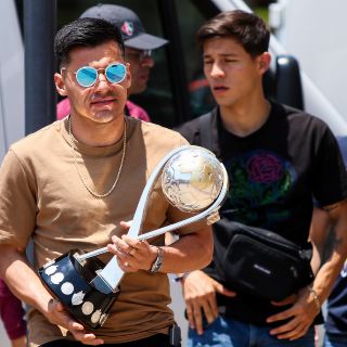 Afición de Chivas pide que castiguen a Aldo Rocha por insulto en los festejos de Atlas